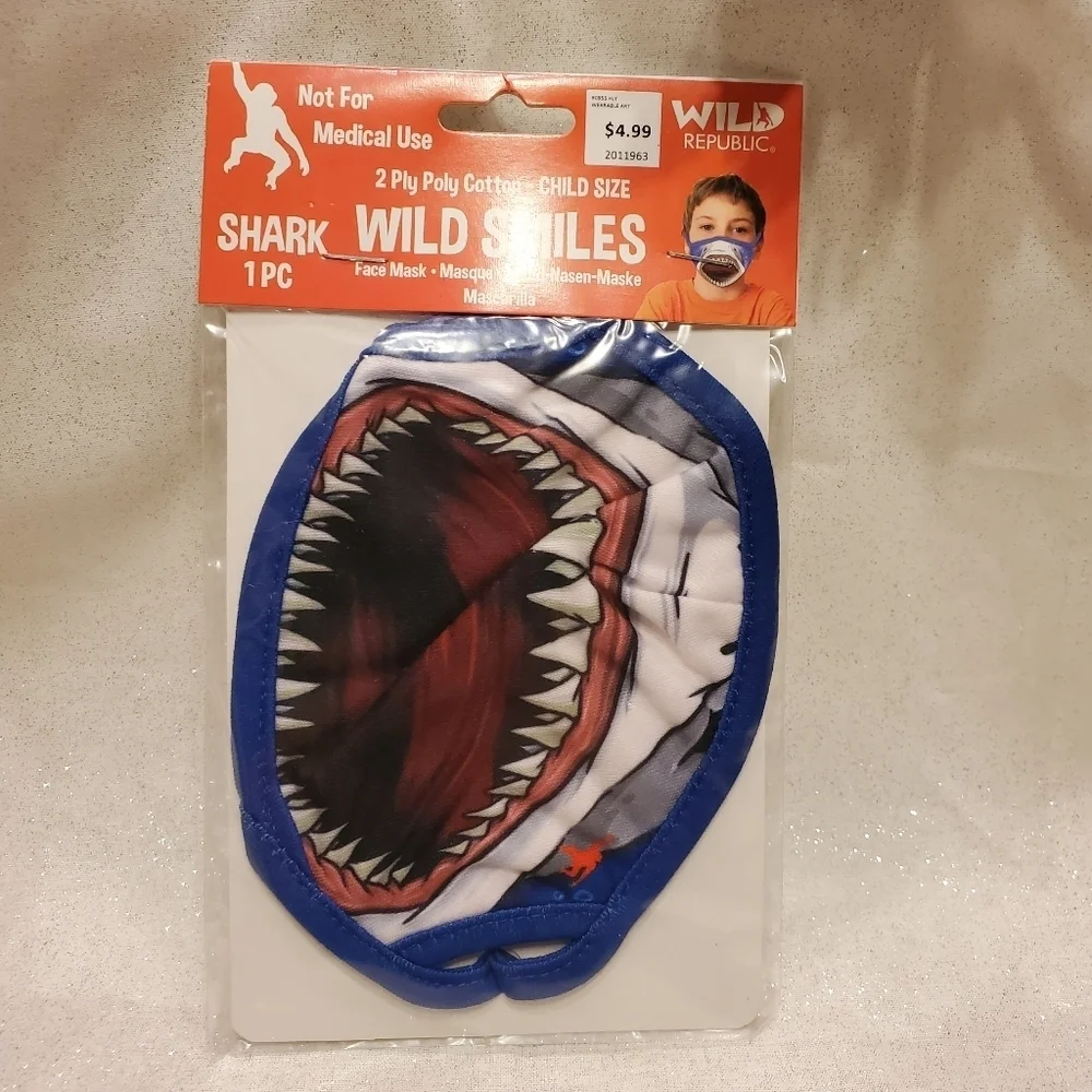𝅺$3/$12 New - Wild Republic - Wild Smiles - Reusable, Washable Face Mask / child